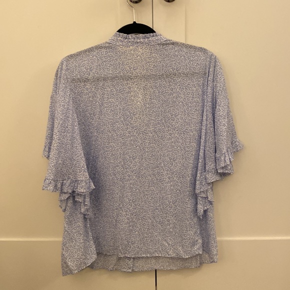 Maeve by Anthropologie blue and white flowy blouse/top in size L - Picture 3 of 3